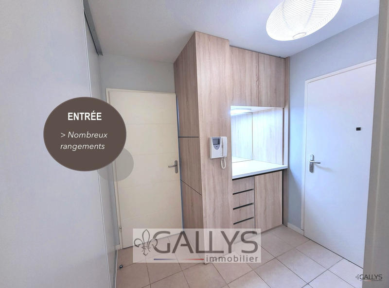 Appartement - 70 m² - 3 pièces