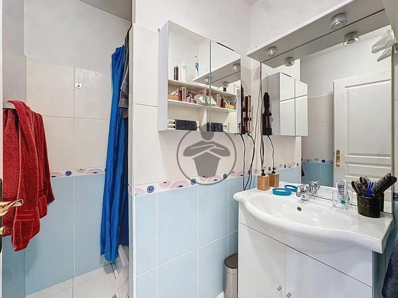 Appartement - 122 m² - 5 pièces