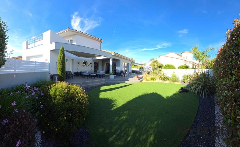 Villa - 153 m² - 4 pièces