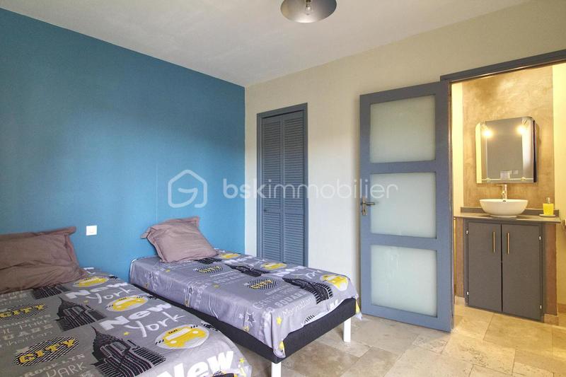 Villa - 170 m² - 6 pièces