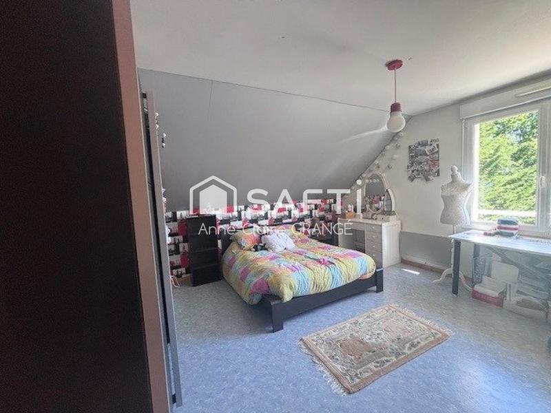 Maison - 189 m² - 8 pièces