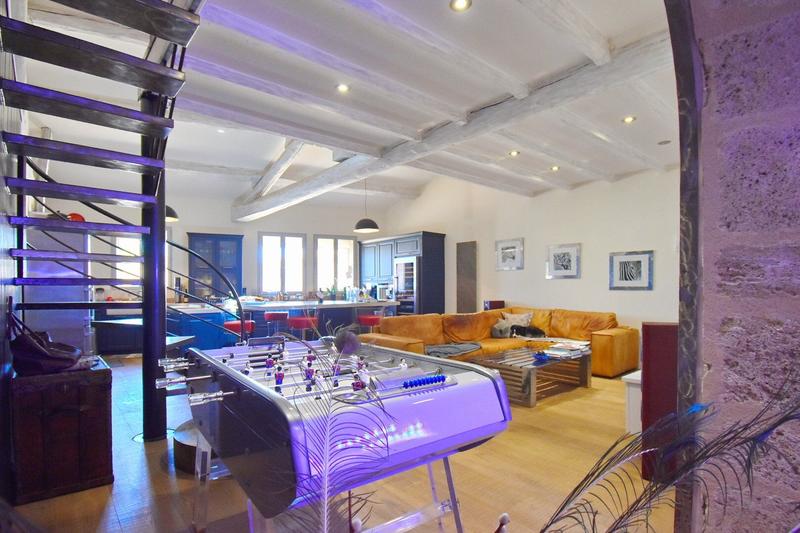 Duplex - 265 m² - 5 pièces