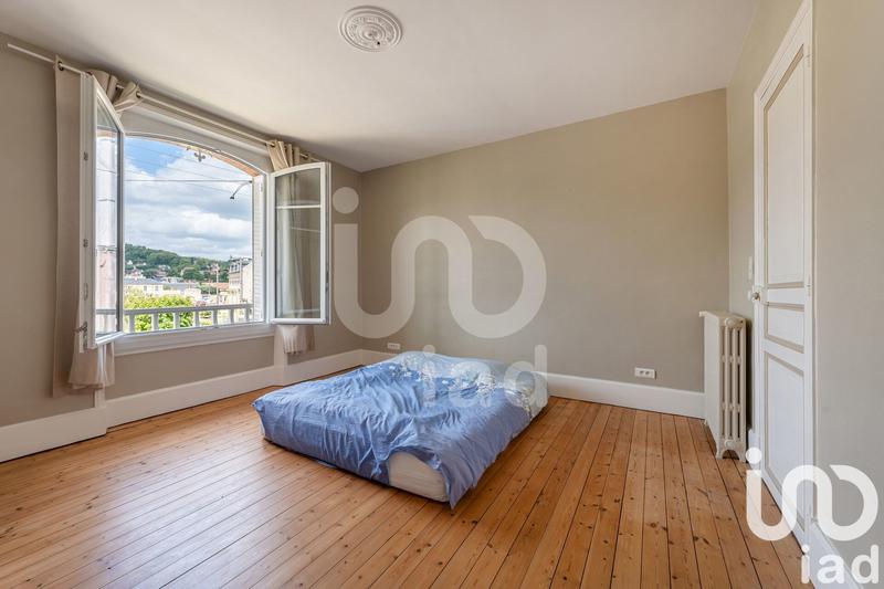 Maison - 248 m² - 9 pièces