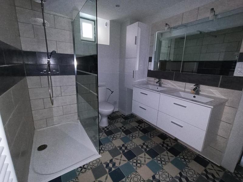 Appartement - 80 m² - 3 pièces