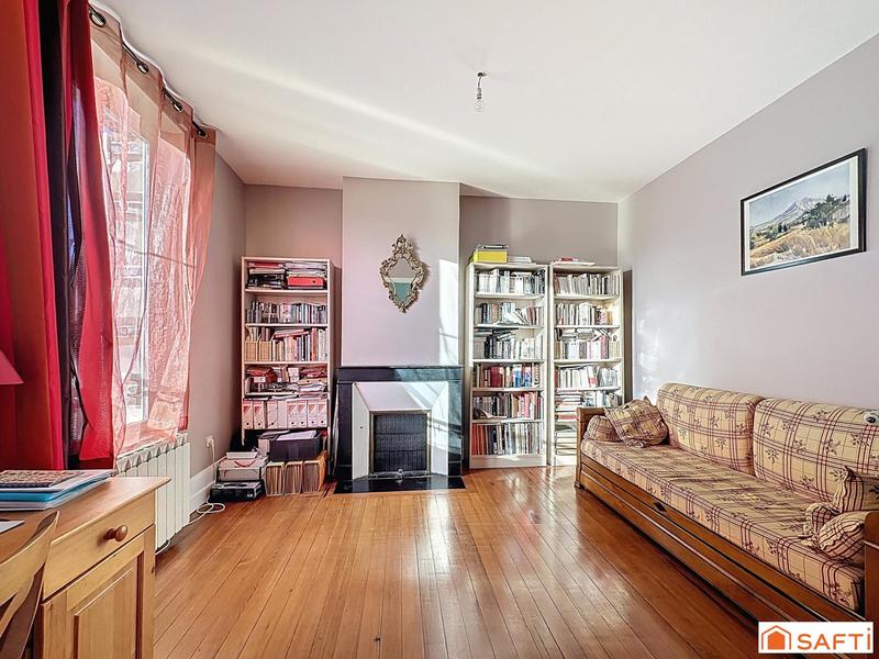 Maison - 183 m² - 9 pièces