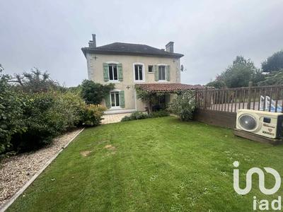 Maison - 136 m² - 6 pièces