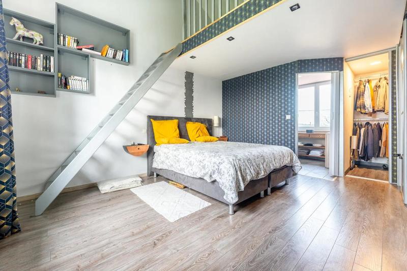 Maison - 200 m² - 8 pièces