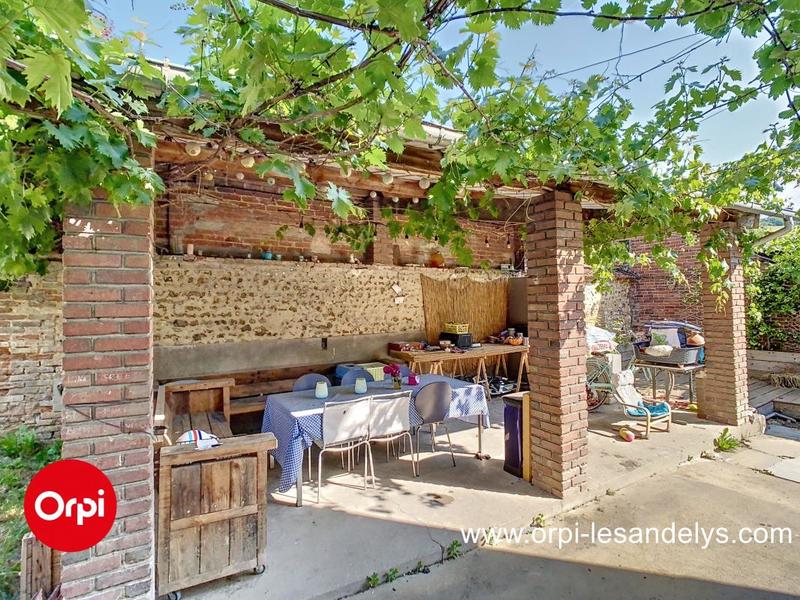 Maison - 210 m² - 8 pièces