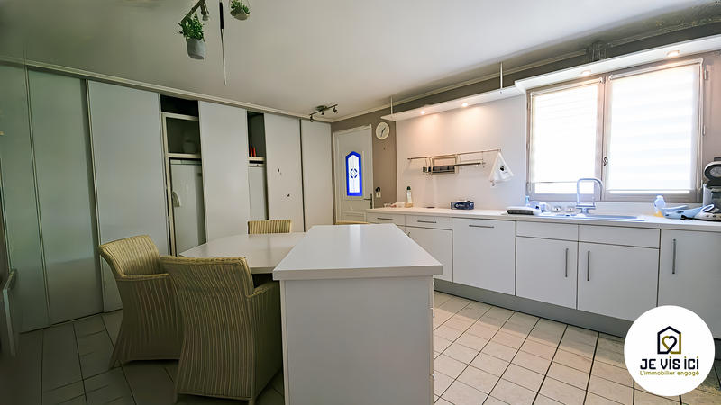 Maison - 130 m² - 7 pièces