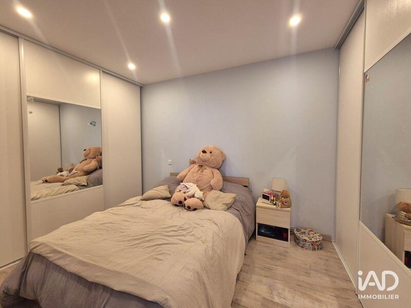 Maison - 122 m² - 4 pièces