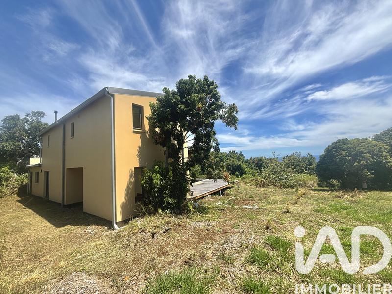 Maison de maîtres - 140 m² - 4 pièces