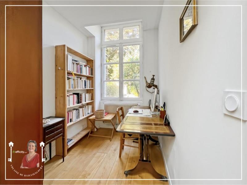 Maison - 430 m² - 12 pièces