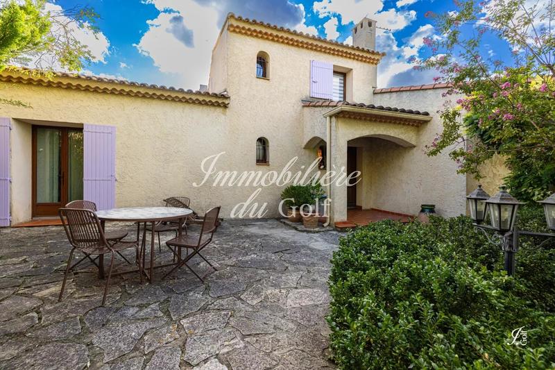 Maison - 144 m² - 5 pièces