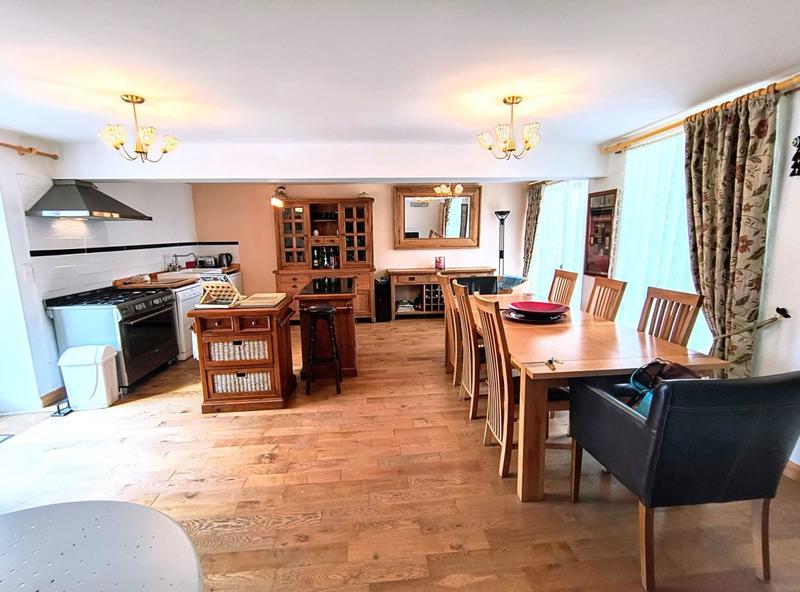 Maison - 153 m² - 5 pièces