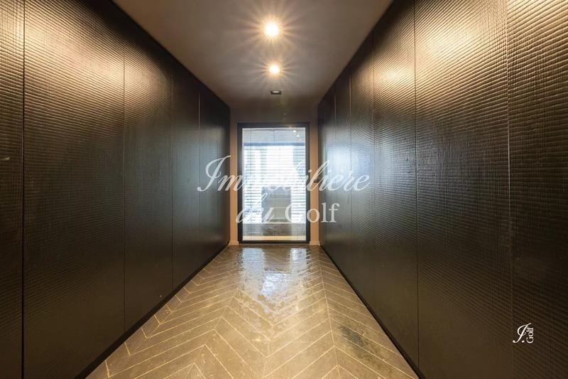 Maison - 199 m² - 4 pièces