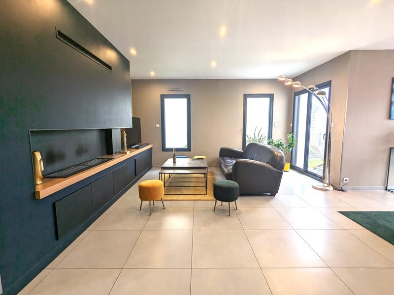 Maison - 153 m² - 7 pièces