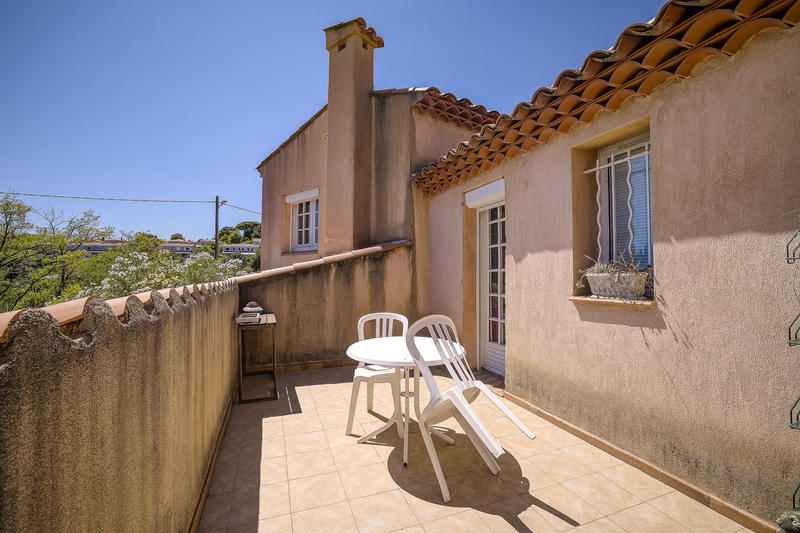 Villa - 214 m² - 6 pièces