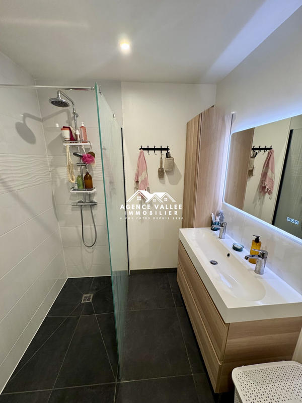 Maison - 100 m² - 6 pièces