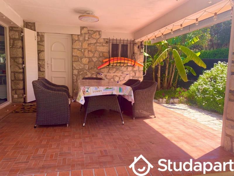 Appartement - 77 m² - 3 pièces