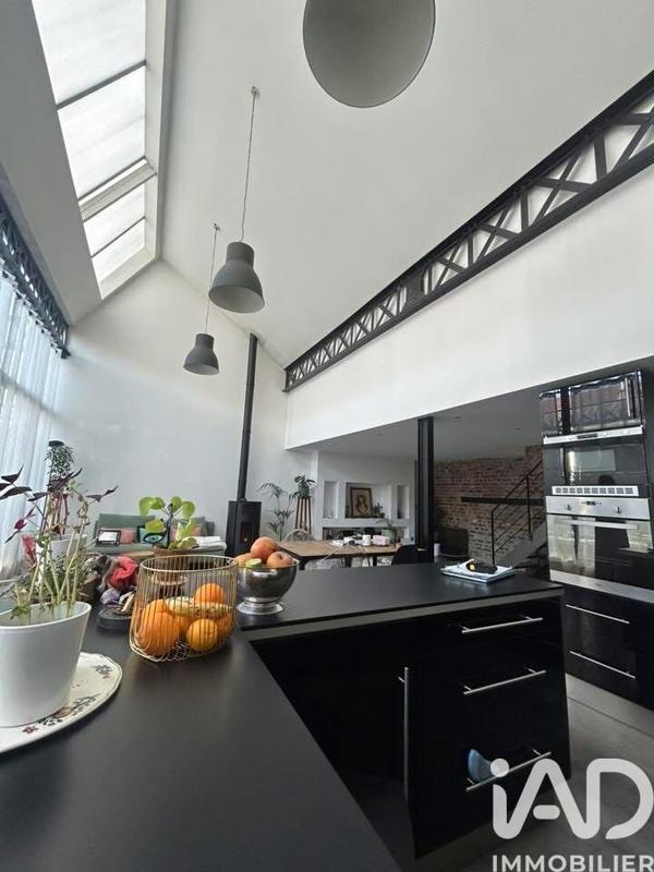 Loft - 83 m² - 3 pièces