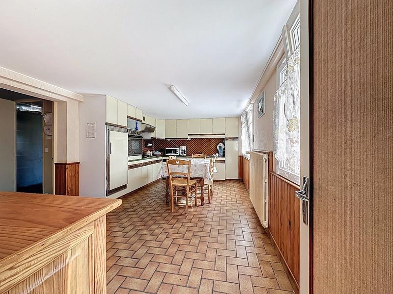 Maison - 124 m² - 8 pièces