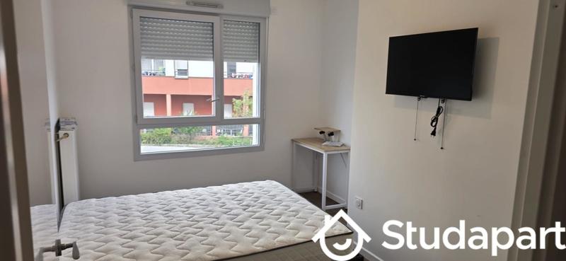 Chambre - 10 m² - 1 pièce