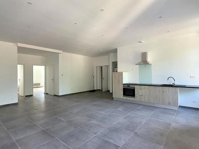 Appartement - 96 m² - 3 pièces