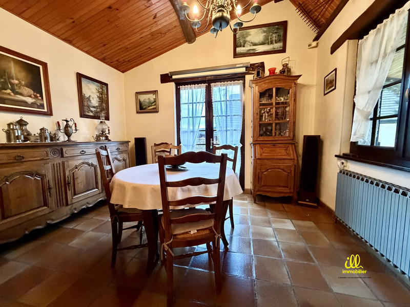 Maison - 109 m² - 6 pièces