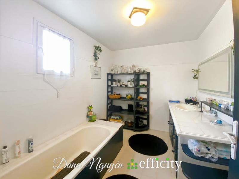 Villa - 180 m² - 7 pièces