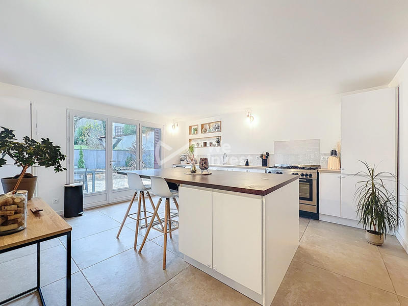 Maison ancienne - 136 m² - 4 pièces