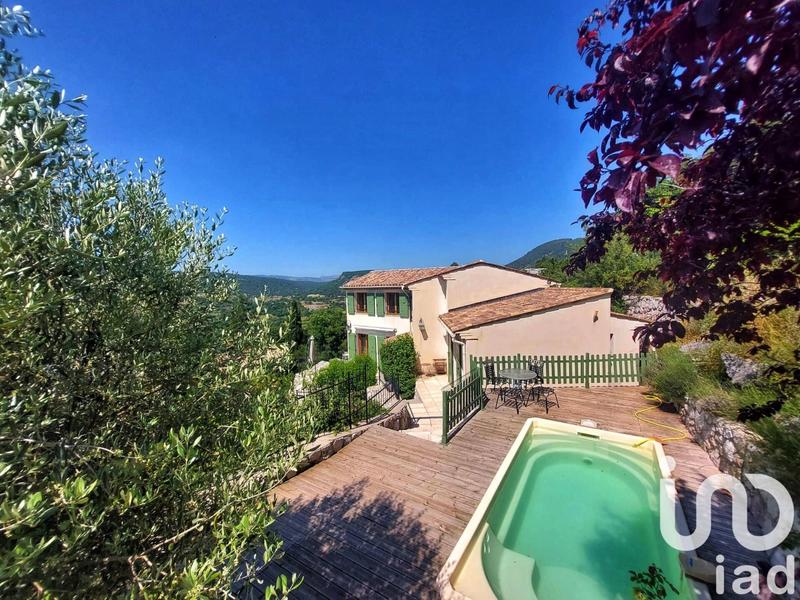 Maison - 112 m² - 5 pièces