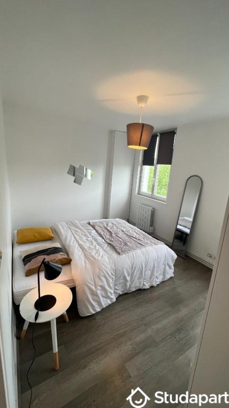Chambre - 12 m² - 1 pièce
