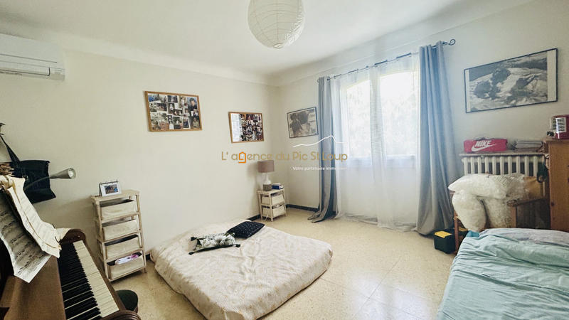 Villa - 169 m² - 6 pièces