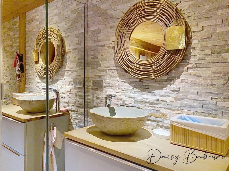 Châlet - 240 m² - 12 pièces