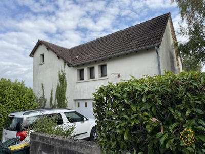 Maison traditionnelle - 142 m² - 7 pièces