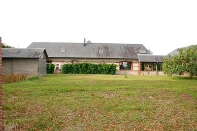 Maison - 201 m² - 10 pièces