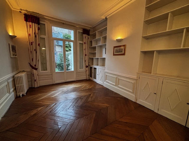 Propriété - 160 m² - 7 pièces