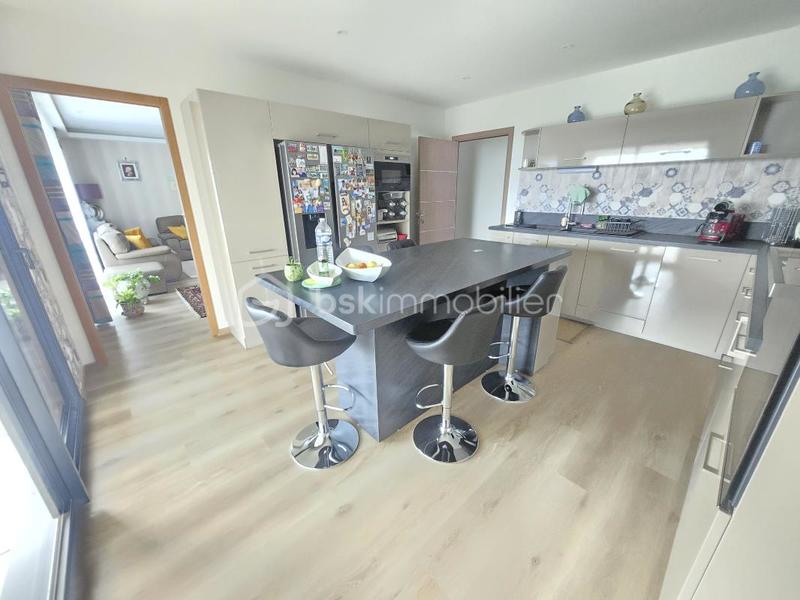 Pavillon - 130 m² - 5 pièces