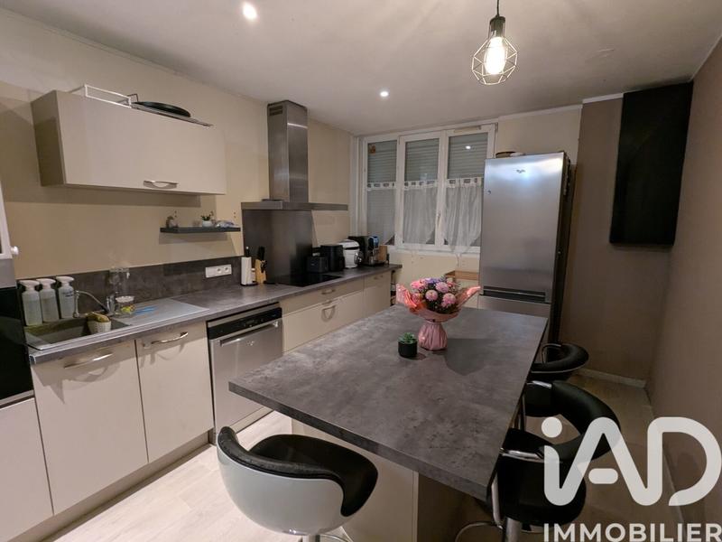 Maison - 147 m² - 5 pièces