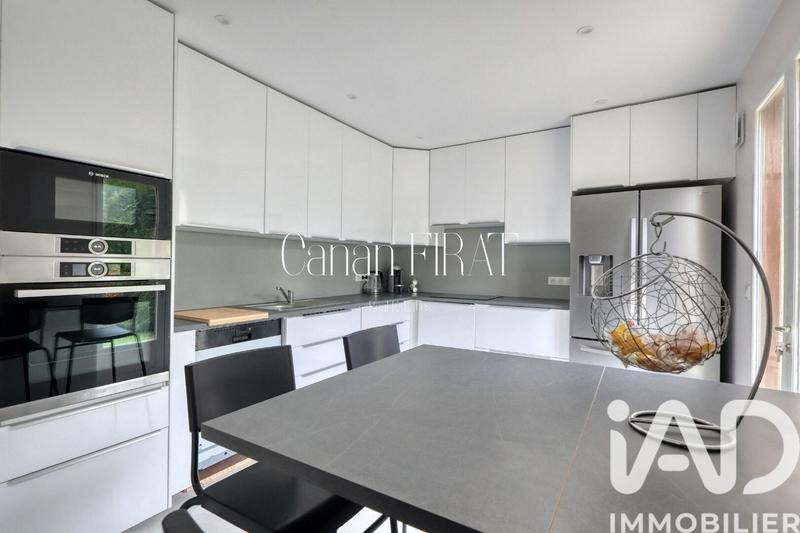 Maison de ville - 122 m² - 6 pièces