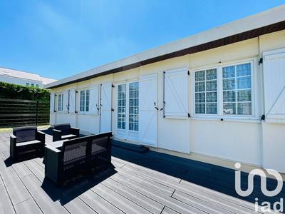 Maison - 99 m² - 5 pièces