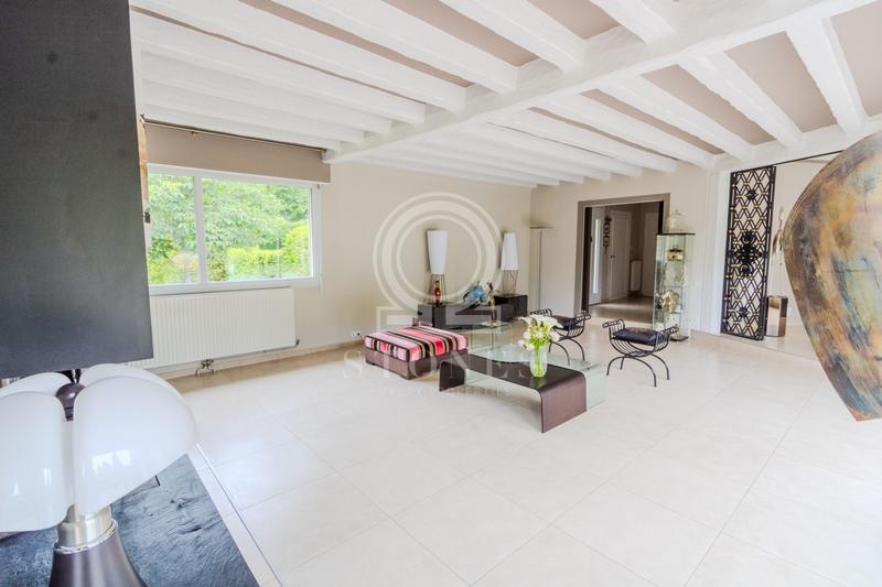 Maison contemporaine - 212 m² - 6 pièces