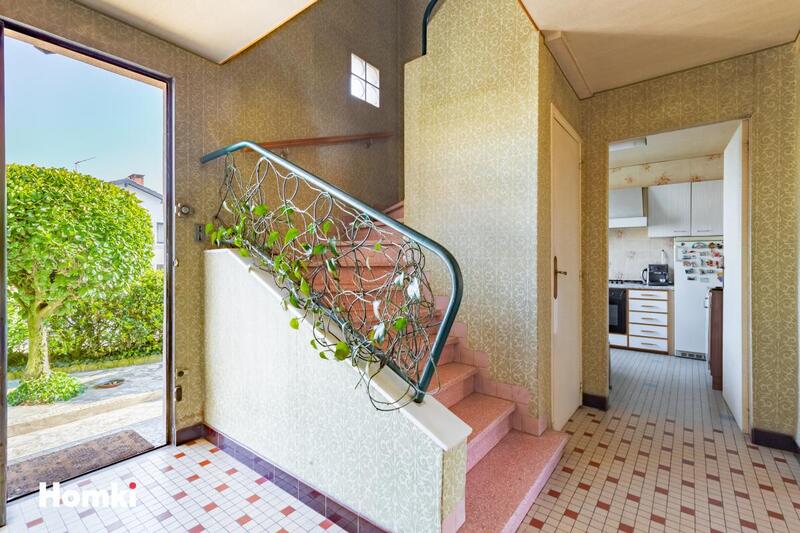 Maison - 101 m² - 6 pièces