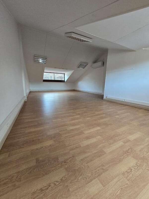 Local commercial - 70 m²