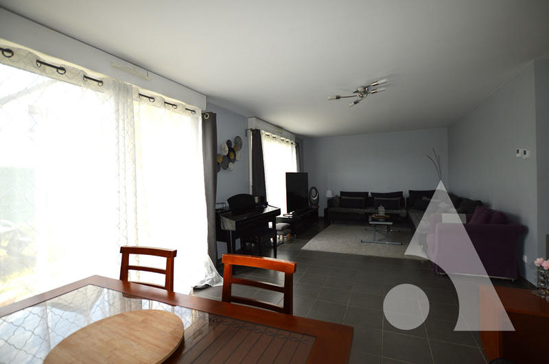 Maison - 128 m² - 7 pièces