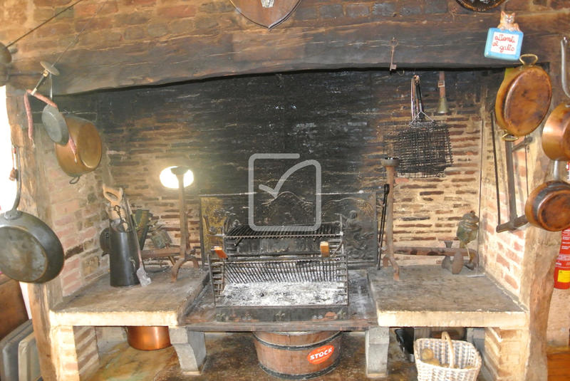 Maison - 299 m² - 15 pièces