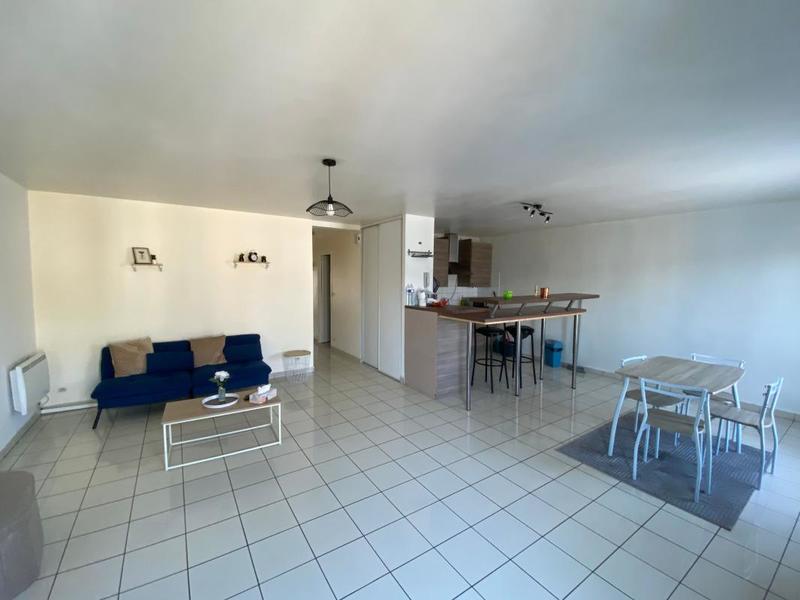 Appartement - 70 m² - 3 pièces