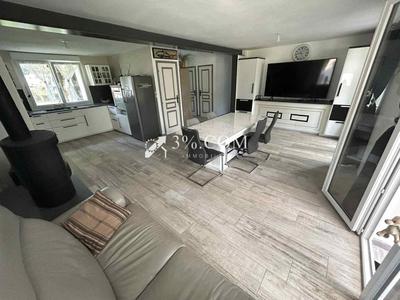 Maison - 128 m² - 7 pièces