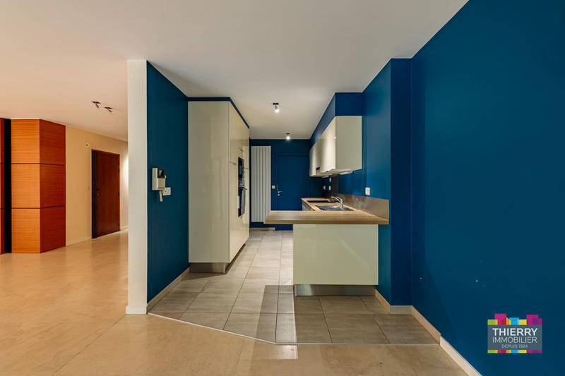 Appartement - 283 m² - 7 pièces