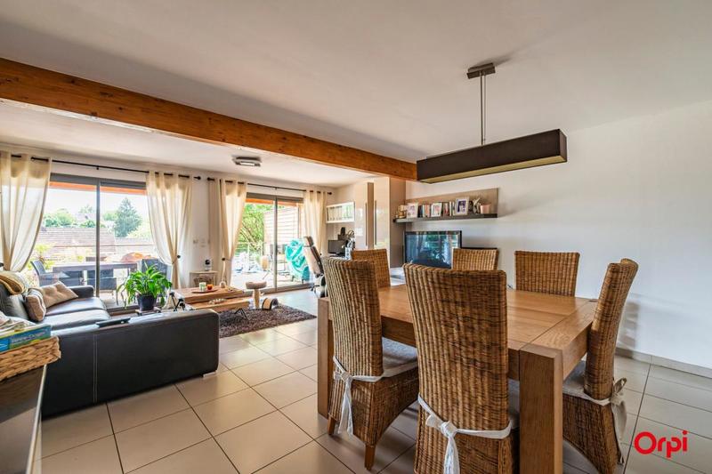 Appartement - 100 m² - 3 pièces